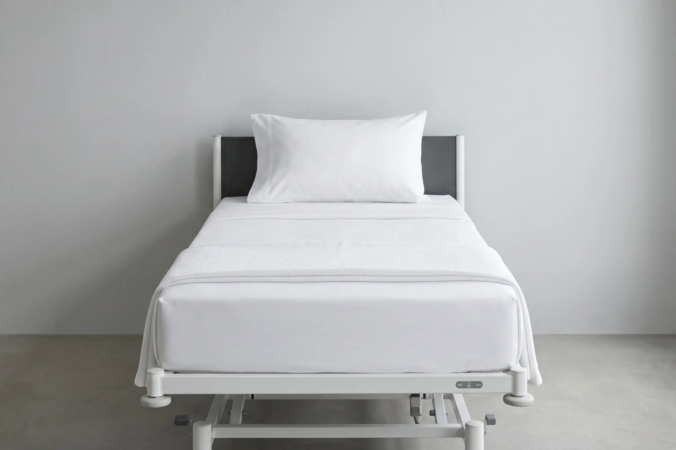 Hospital Bed Linen — view 1